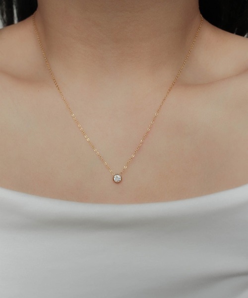 ebine(エビネ)の「Mini Carat Necklace 金属アレルギー対応 サージカルステンレス(ネックレス・レディース・ピンクゴールド/シルバー/ゴールド・FREE)」の2枚目の写真