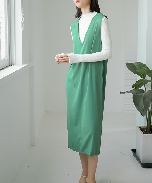 H.TOKYO（エイチトウキョウ）の「Vネックマキシ丈ジャンパースカート（ジャンパースカート・レディース・グリーン/グレー/パープル/ベージュ/ブラック・LARGE/MEDIUM）」の18枚目の写真