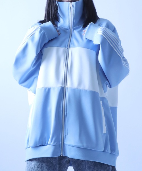 SITRY(シトリー)の「Big silhouette high collar switching Jersey / ビッグシルエット 切り替え ジャージ(ジャージ・メンズ・ブラック/サックスブルー・M/L)」の16枚目の写真