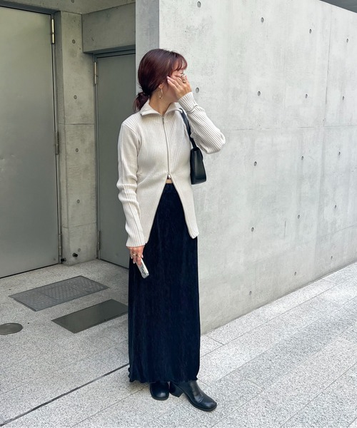 feepur（フェピュール）の「【ハンドウォッシャブル】ダブルジップリブニットカーディガン（ニット/セーター・レディース・オフホワイト/グレー/ブルー/ブラック・MEDIUM）」の16枚目の写真