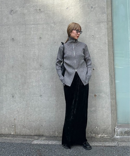 feepur（フェピュール）の「【ハンドウォッシャブル】ダブルジップリブニットカーディガン（ニット/セーター・レディース・オフホワイト/グレー/ブルー/ブラック・MEDIUM）」の6枚目の写真