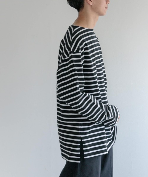 FORK&SPOON(フォークアンドスプーン)の「『WEB/一部店舗限定』FORK&SPOON ビッグボートネックボーダー(Tシャツ/カットソー・メンズ・ネイビー/ブラック系その他・6)」の4枚目の写真