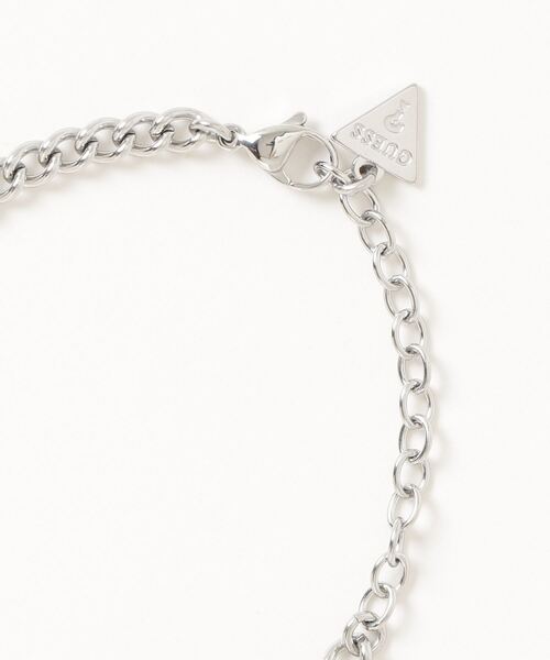 Guess（ゲス）の「