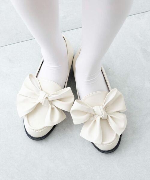 WEGO（ウィゴー）の「WEGO/リボンローファー（ローファー・レディース・ブラック系その他2/アイボリー/ブラック・MEDIUM/LARGE）」の16枚目の写真