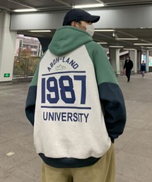 ▲バックプリントラグランパーカー オーバーサイズ