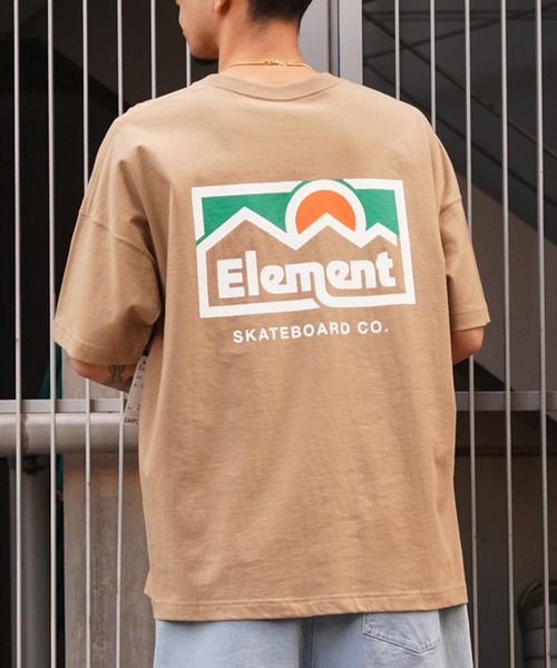ELEMENT(エレメント)の「ELEMENT/エレメント オーバーサイズTシャツ バックプリントTee クルーネック半袖T BE021-223(Tシャツ/カットソー・メンズ・ブラック/ベージュ/ホワイト・XL/L/M)」の3枚目の写真