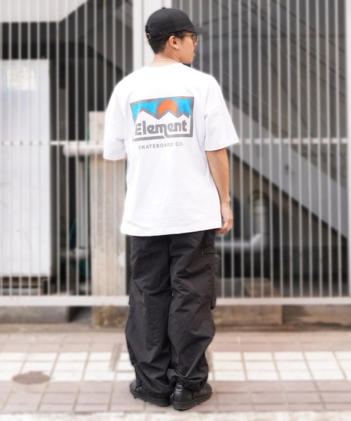 ELEMENT(エレメント)の「ELEMENT/エレメント オーバーサイズTシャツ バックプリントTee クルーネック半袖T BE021-223(Tシャツ/カットソー・メンズ・ブラック/ベージュ/ホワイト・XL/L/M)」の9枚目の写真