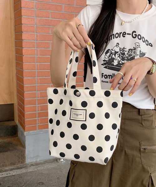 Mignonjour(ミニョンジュール)の「Mignonjour/ドットミニトートバッグ M2280(トートバッグ・レディース・ホワイト/ブラック・FREE)」の2枚目の写真