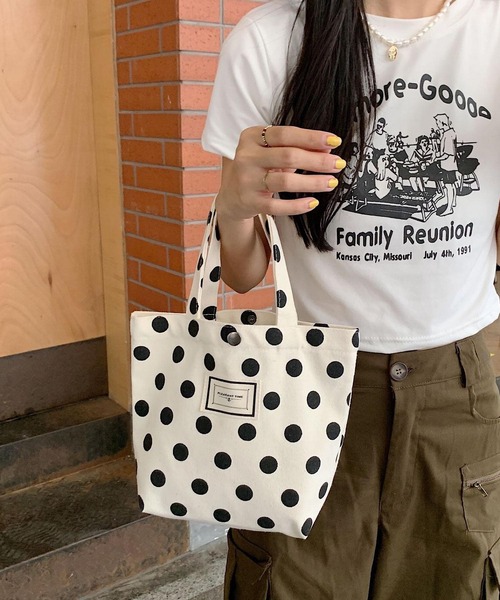 Mignonjour(ミニョンジュール)の「Mignonjour/ドットミニトートバッグ M2280(トートバッグ・レディース・ホワイト/ブラック・FREE)」の4枚目の写真