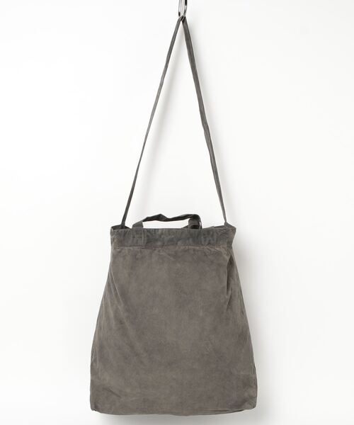 yoko sakamoto（ヨーコサカモト）の「【YOKO SAKAMOTO】 RESEARCHER BAG（ショルダーバッグ・メンズ・チャコールグレー/ブラック・FREE）」の6枚目の写真