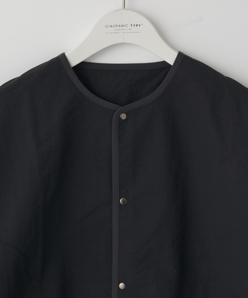 CIAOPANIC TYPY（チャオパニックティピー）の「ナイロンノーカラーシャツジャケット(セットアップ対応)（ナイロンジャケット・メンズ・ライトグレー/ブラック・MEDIUM/LARGE）」の22枚目の写真