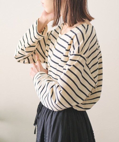 Crisp(クリスプ)の「ボートネックボーダーTシャツ(Tシャツ/カットソー・レディース・グリーン/ピンク/チャコール/ブラック・FREE)」の2枚目の写真