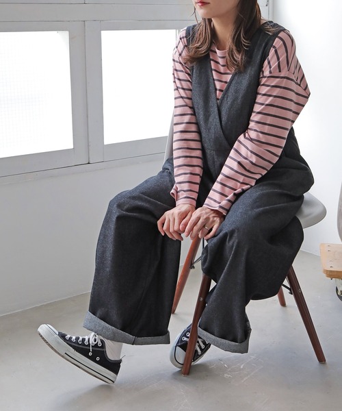 Crisp(クリスプ)の「ボートネックボーダーTシャツ(Tシャツ/カットソー・レディース・グリーン/ピンク/チャコール/ブラック・FREE)」の12枚目の写真