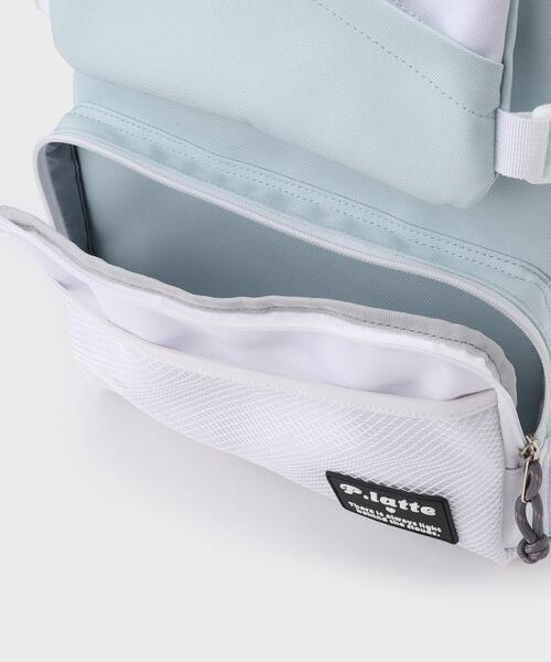 PINK-latte（ピンクラテ）の「◆【容量約24l】切り替えフラップポリリュック（バックパック/リュック・キッズ・ブラック/ライトブルー・00）」の12枚目の写真