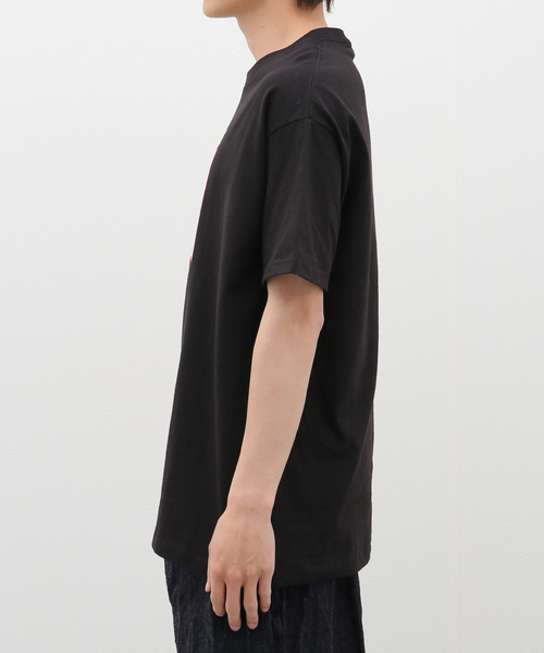 PLEASURES(プレジャー)の「【PLEASURES / プレジャー】GIFT T-SHIRT(Tシャツ/カットソー・メンズ・ホワイト/ブラック・LARGE/MEDIUM)」の15枚目の写真