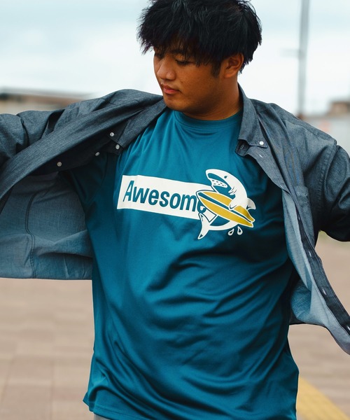 PIMLICO(ピムリコ)の「PIMLICO ピムリコ 半袖 プリント Tシャツ DRY メッシュ クルーネック 大きいサイズ メンズ(Tシャツ/カットソー・メンズ・カーキ/ホワイト/ブラック/ネイビー/ワイン/G/F/E/D/C/B/コバルトブルー/ダークグレー/ブルー/オレンジ/ブラックミックス/オフホワイト/ダークブラック/ライトブラック/グリーン/アイボリー/ターコイズブルー/ダークネイビー/ゴールド/イエロー/グレー/シルバー/アッシュグレー/オリーブ/エメラルドブルー・4L/3L/8L/5L/6L)」の18枚目の写真