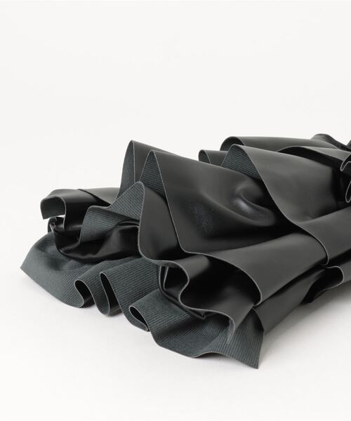 clear（クリア）の「フリルトートバッグ≪2024SS≫（トートバッグ・レディース・アイボリー/ブラック/シルバー・F）」の5枚目の写真