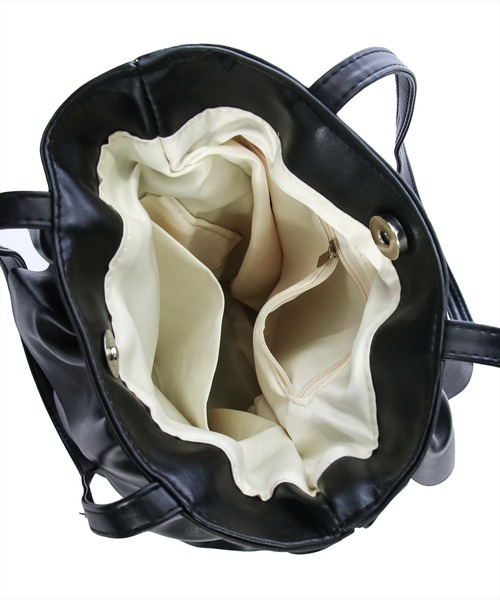 clear（クリア）の「フリルトートバッグ≪2024SS≫（トートバッグ・レディース・アイボリー/ブラック/シルバー・F）」の9枚目の写真