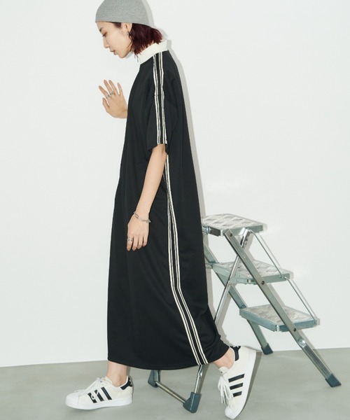 Auntie Rosa Holiday（アンティローザホリデー）の「ハーフジップトラックジャージ半袖ワンピース（ワンピース・レディース・ナチュラル/ブラック・FREE）」の10枚目の写真