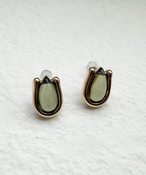 fredy emue(フレディエミュ)の「ドロップチューリップピアス(ピアス(両耳用)・レディース・ライトブルー/オリーブ/クリア・FREE)」の1枚目の写真