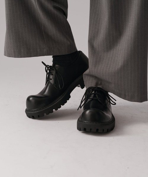 Lui's（ルイス）の「レースアップボリュームシューズ（ブーツ・メンズ・ブラック・42/41/43）」の3枚目の写真