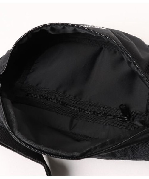 THRASHER（スラッシャー）の「スラッシャー RUNNING PUSH Waist Bag ウエストバッグ ボディーバッグ 大人カジュアル(ST)（ボディバッグ/ウエストポーチ・メンズ・ブラック系1/ブラック系3/ブラック系2・FREE）」の4枚目の写真
