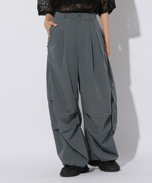 Anui | 【UNISEX/3サイズ展開】タックパラシュートパンツ(カーゴパンツ)