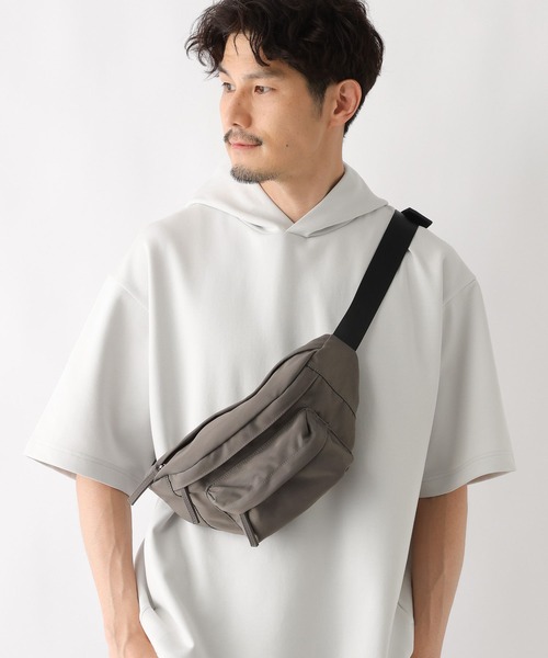 GLOBAL WORK（グローバルワーク）の「撥水スマらくボディバッグ/126876（ボディバッグ/ウエストポーチ・メンズ・グレー/ブラック/ベージュ・ONE SIZE）」の9枚目の写真
