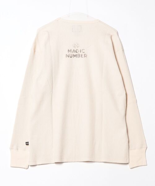 MAGIC NUMBER(マジック ナンバー)の「【MAGIC NUMBER】STOCK LOGO THERMAL L/S T-SHIRT / ストックロゴ サーマル ロングスリーブティーシャツ(Tシャツ/カットソー・メンズ・ブラック/オフホワイト/オリーブ・MEDIUM/LARGE/X-LARGE)」の11枚目の写真