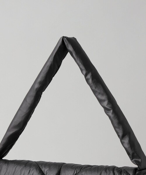 CITEN（シテン）の「＜CITEN＞パデッドフラップショルダー（ショルダーバッグ・レディース・シルバー/ベージュ/ブラック・FREE）」の18枚目の写真