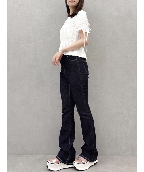 dazzlin(ダズリン)の「フリルギャザーデザインTシャツ(Tシャツ/カットソー・レディース・ピンク/ブラック/オフホワイト・FREE)」の13枚目の写真