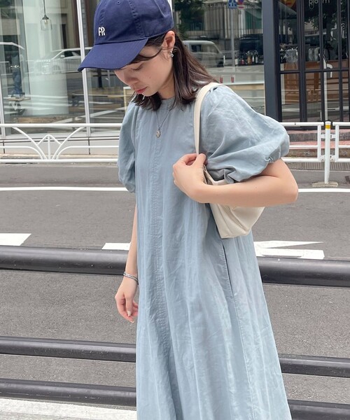 fredy emue（フレディエミュ）の「コットンリネンバルーンスリーブワンピース（ワンピース・レディース・ブラック/グレイッシュブルー/キャメル・38）」の10枚目の写真