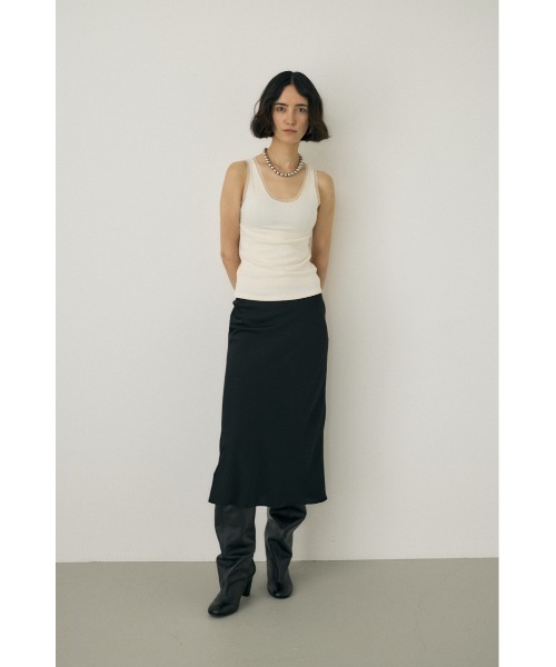 M_（エムアンダーバー）の「オーガニックコットン×リサイクルポリエステルチュールの2WAYタンクトップ（タンクトップ・レディース・ブラック/ライトベージュ/グリーン・FREE）」の8枚目の写真