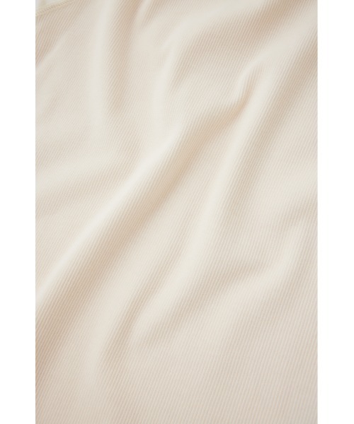 M_（エムアンダーバー）の「オーガニックコットン×リサイクルポリエステルチュールの2WAYタンクトップ（タンクトップ・レディース・ブラック/ライトベージュ/グリーン・FREE）」の4枚目の写真