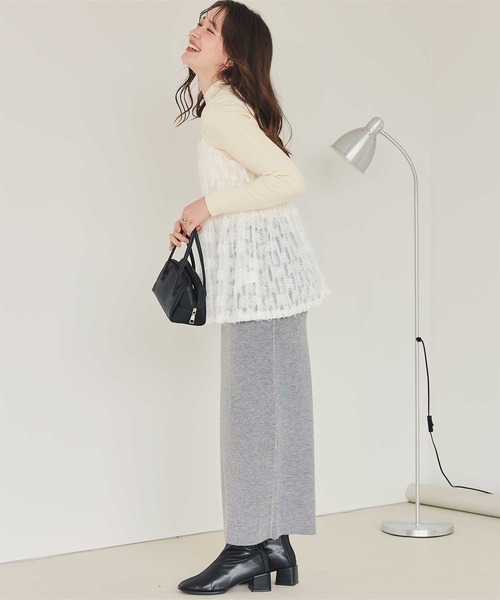 titivate(ティティベイト)の「フェザーチュールキャミソールトップス(キャミソール・レディース・オフホワイト/ブラック・M)」の14枚目の写真