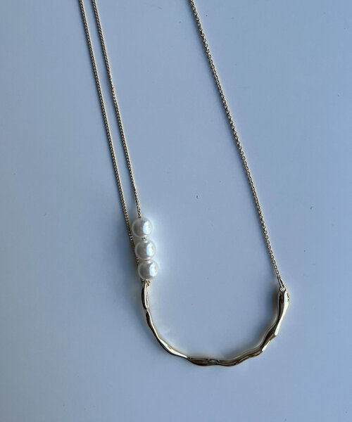 Chez toi（シェトワ）の「パール×ニュアンスネックレス（ネックレス・レディース・ゴールド/シルバー・FREE）」の6枚目の写真