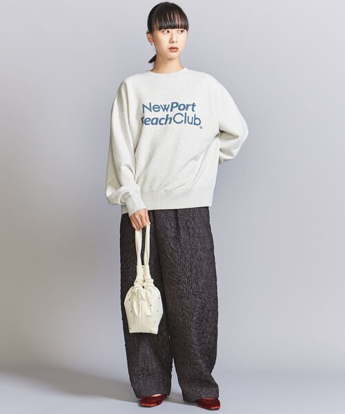 BEAUTY&YOUTH UNITED ARROWS(ビューティーアンドユースユナイテッドアローズ)の「スタッズ ドロストバッグ(ハンドバッグ・レディース・ブラック/オフホワイト・FREE)」の4枚目の写真