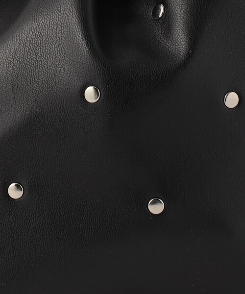 BEAUTY&YOUTH UNITED ARROWS(ビューティーアンドユースユナイテッドアローズ)の「スタッズ ドロストバッグ(ハンドバッグ・レディース・ブラック/オフホワイト・FREE)」の19枚目の写真