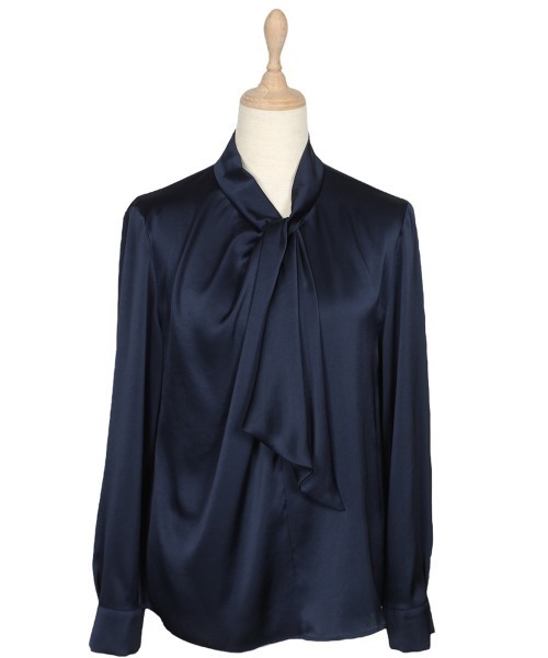 12Twelve Agenda（トゥエルブ　アジェンダ）の「【再入荷！ベストセラー】ねじりボウタイブラウス（シャツ/ブラウス・レディース・ネイビー/オフホワイト/ブルー/ミント/ブラウン/カーキ/アイボリー・M）」の21枚目の写真