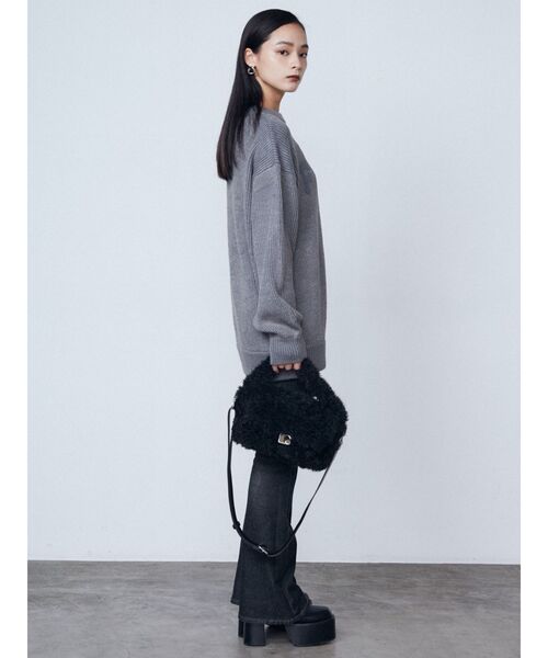 EMODA（エモダ）の「2トーンボアバッグ（ハンドバッグ・レディース・その他/ブラック・FREE）」の8枚目の写真