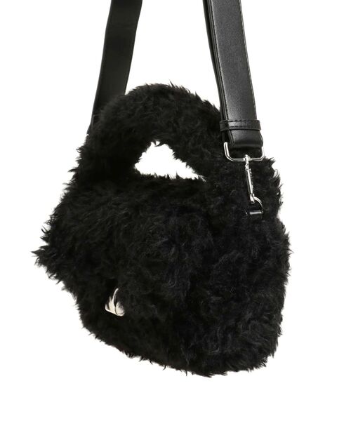 EMODA（エモダ）の「2トーンボアバッグ（ハンドバッグ・レディース・その他/ブラック・FREE）」の12枚目の写真