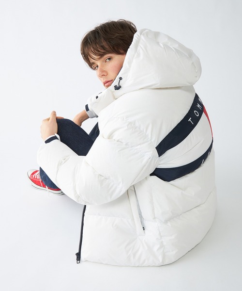 tommy jeans（トミー ジーンズ）の「バックフラッグアラスカパファーダウンジャケット（ダウンジャケット/コート・メンズ・ホワイト/ネイビー・SMALL/MEDIUM/LARGE/X-LARGE）」の8枚目の写真
