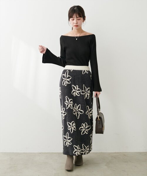 natural couture(ナチュラルクチュール)の「アート花柄ジャガードニットタイトスカート(スカート・レディース・モカ/ブラック/アイボリー・FREE)」の12枚目の写真