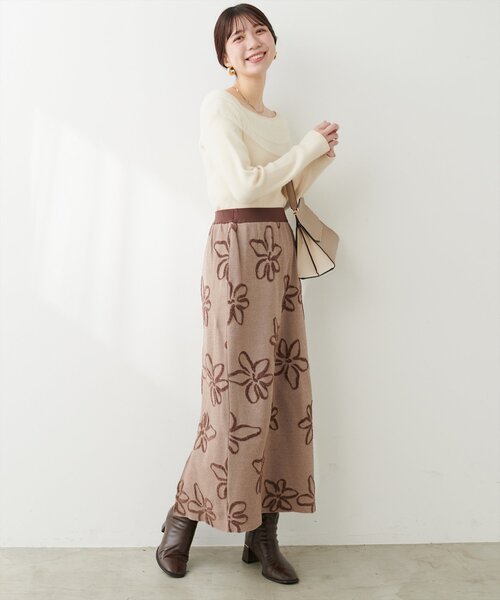 natural couture(ナチュラルクチュール)の「アート花柄ジャガードニットタイトスカート(スカート・レディース・モカ/ブラック/アイボリー・FREE)」の18枚目の写真