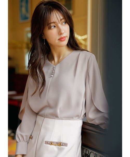 ANY SIS(エニィスィス)の「【全方位 好印象】フェミニンブラウス×ビットタイトスカート セット(セットアップ・レディース・ブラック系/アイボリー系・4)」の5枚目の写真
