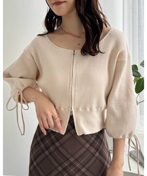 Cherie chuu(シェリーチュウ)の「【Cherie chuu】ダブルジップニット(ニット/セーター・レディース・ピンク/レッド/アイボリー/ブラック・FREE)」の5枚目の写真