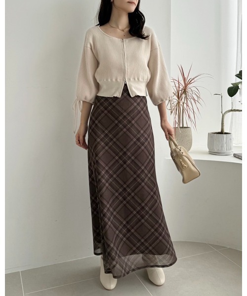 Cherie chuu(シェリーチュウ)の「【Cherie chuu】ダブルジップニット(ニット/セーター・レディース・ピンク/レッド/アイボリー/ブラック・FREE)」の7枚目の写真