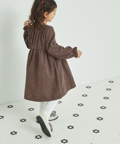 pairmanon（ペアマノン）の「レース衿 コーデュロイ 長袖 ワンピース（ワンピース・キッズ・パープル/モカ/ベージュ/テラコッタ・130/120/110/140/100/150/90）」の6枚目の写真
