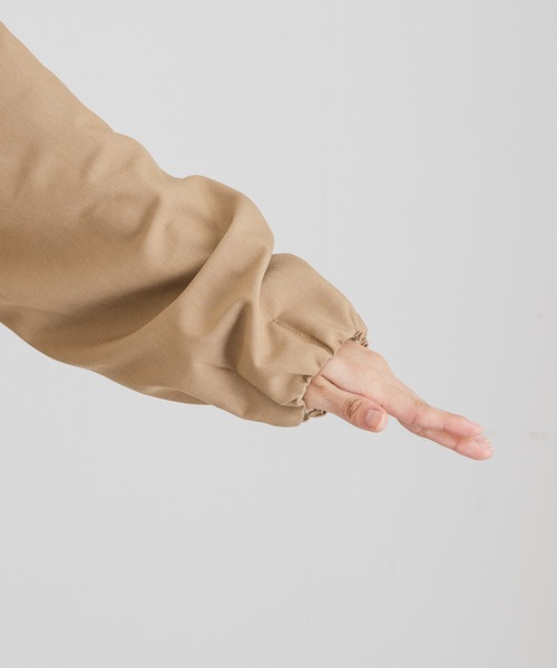 KATHARINE ROSS（キャサリンロス）の「【KATHARINE ROSS】クロップトトレンチジャケット（トレンチコート・レディース・ブラック/ベージュ・MEDIUM）」の22枚目の写真