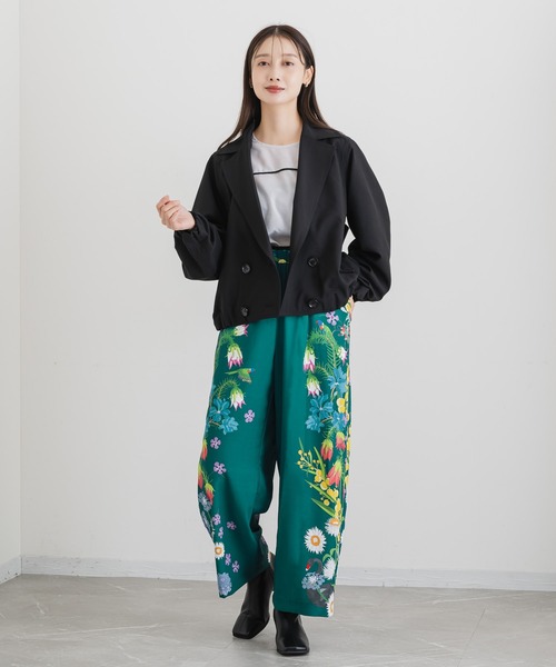 KATHARINE ROSS（キャサリンロス）の「【KATHARINE ROSS】クロップトトレンチジャケット（トレンチコート・レディース・ブラック/ベージュ・MEDIUM）」の3枚目の写真